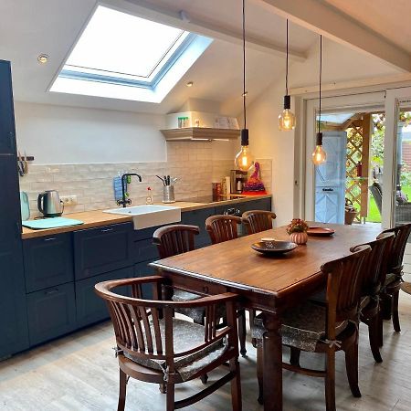 B&B Achterom Thorn Bagian luar foto